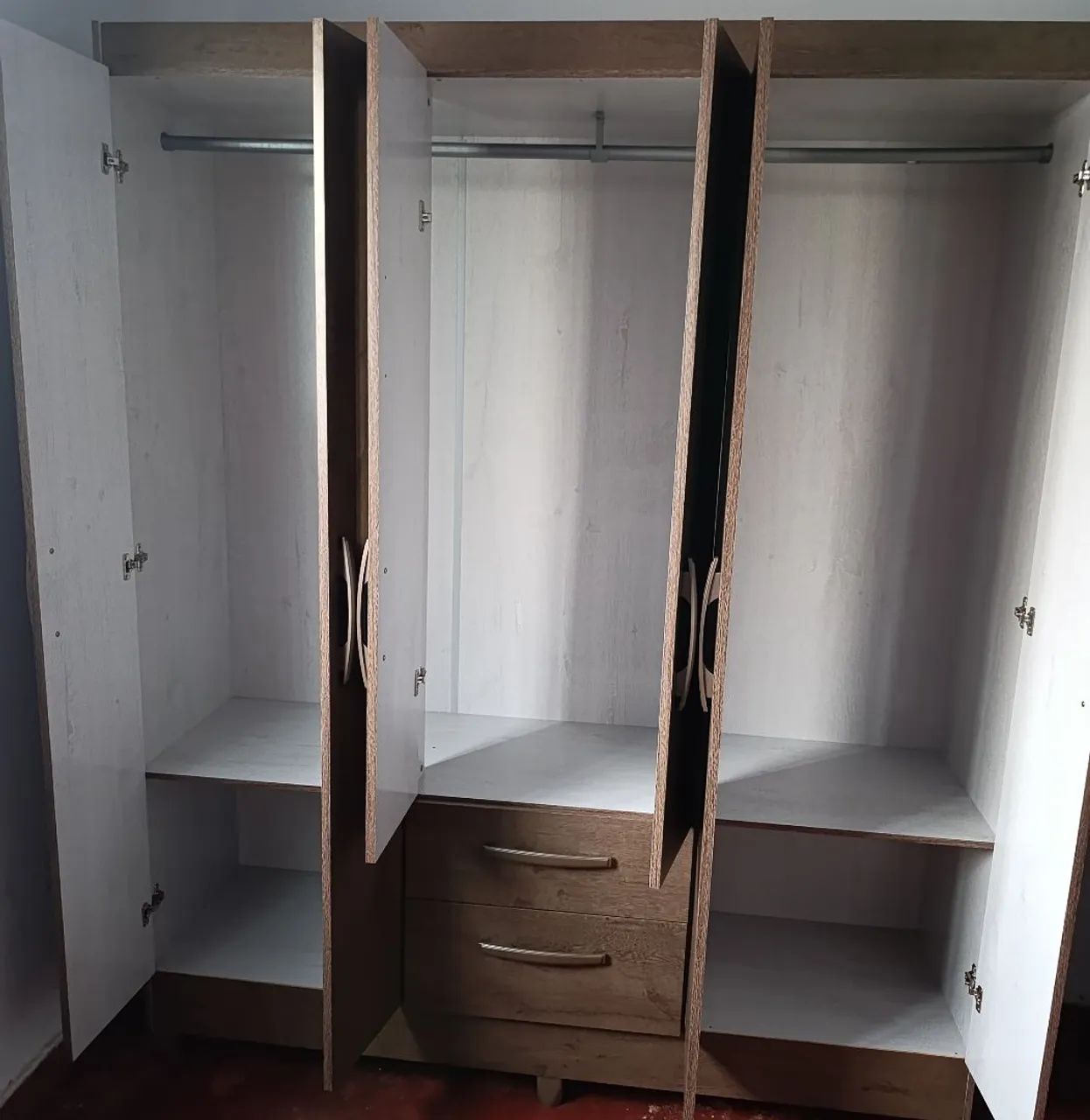 Guarda roupa semi novo  - Foto 2