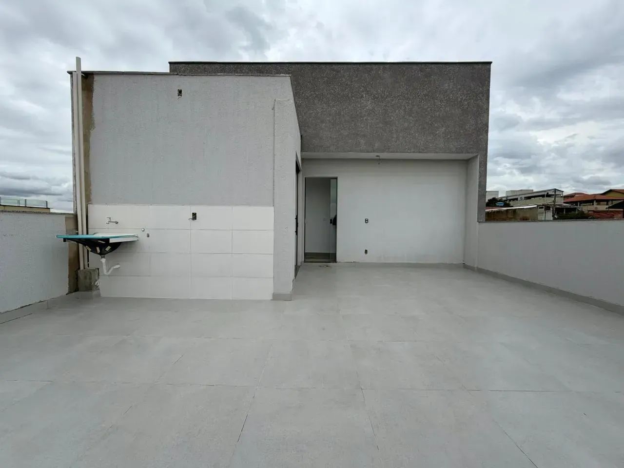 Cobertura de 3 quartos com 1 suíte - 1 vaga - Foto 2