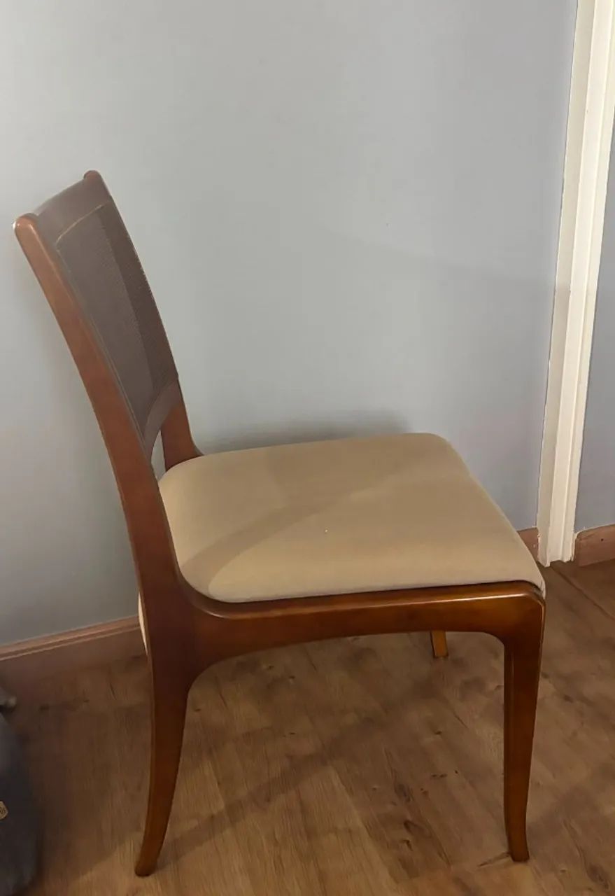Mesa de jantar com 8 cadeiras - Foto 3