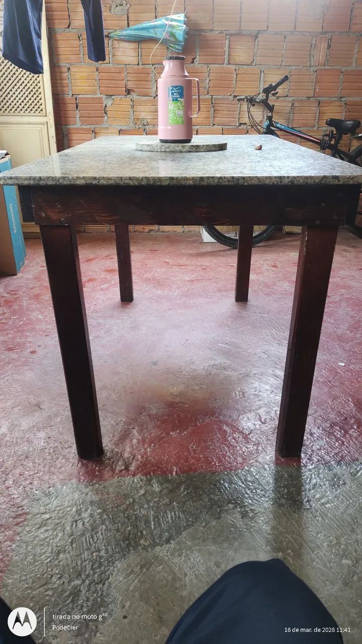 Mesa de marmore e madeira ,1,40 x 80 - Foto 4