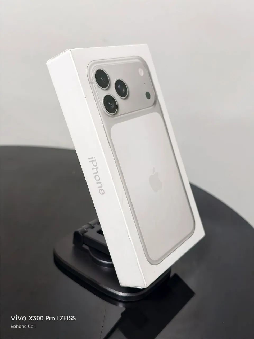 iPhone 17 pro Max 256 branco lacrado - Foto 3