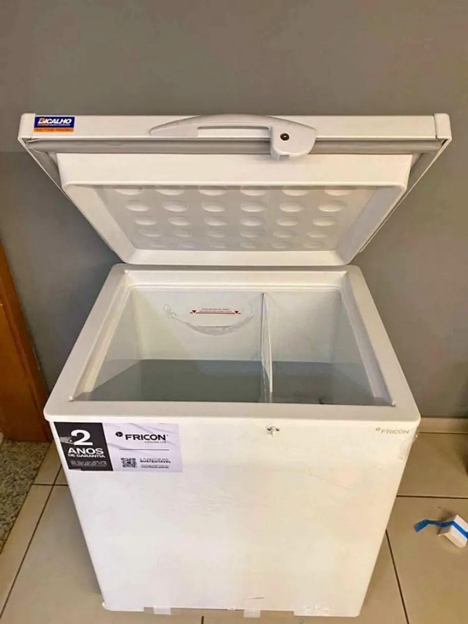 Freezer horizontal Fricon 216 Litros - Novo