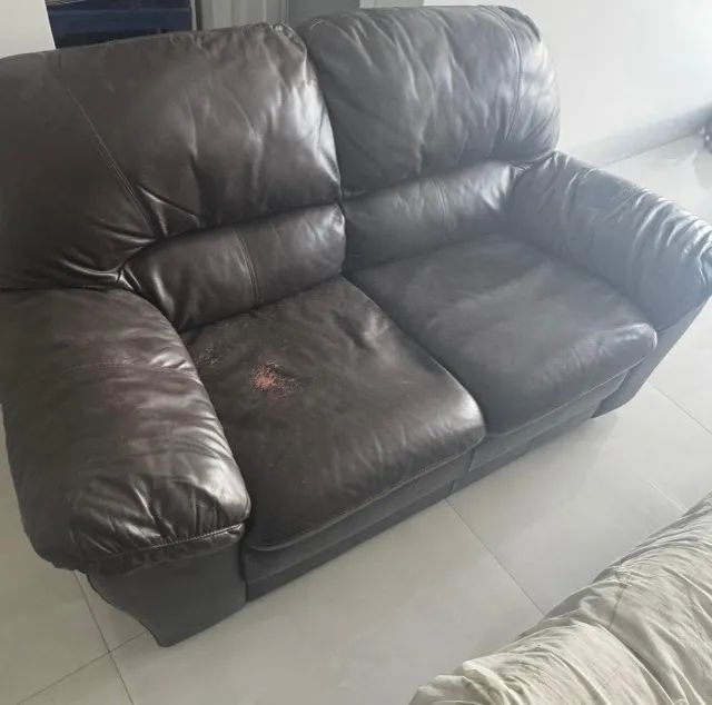 Sofás 2 e 3 lugares de couro - Foto 2