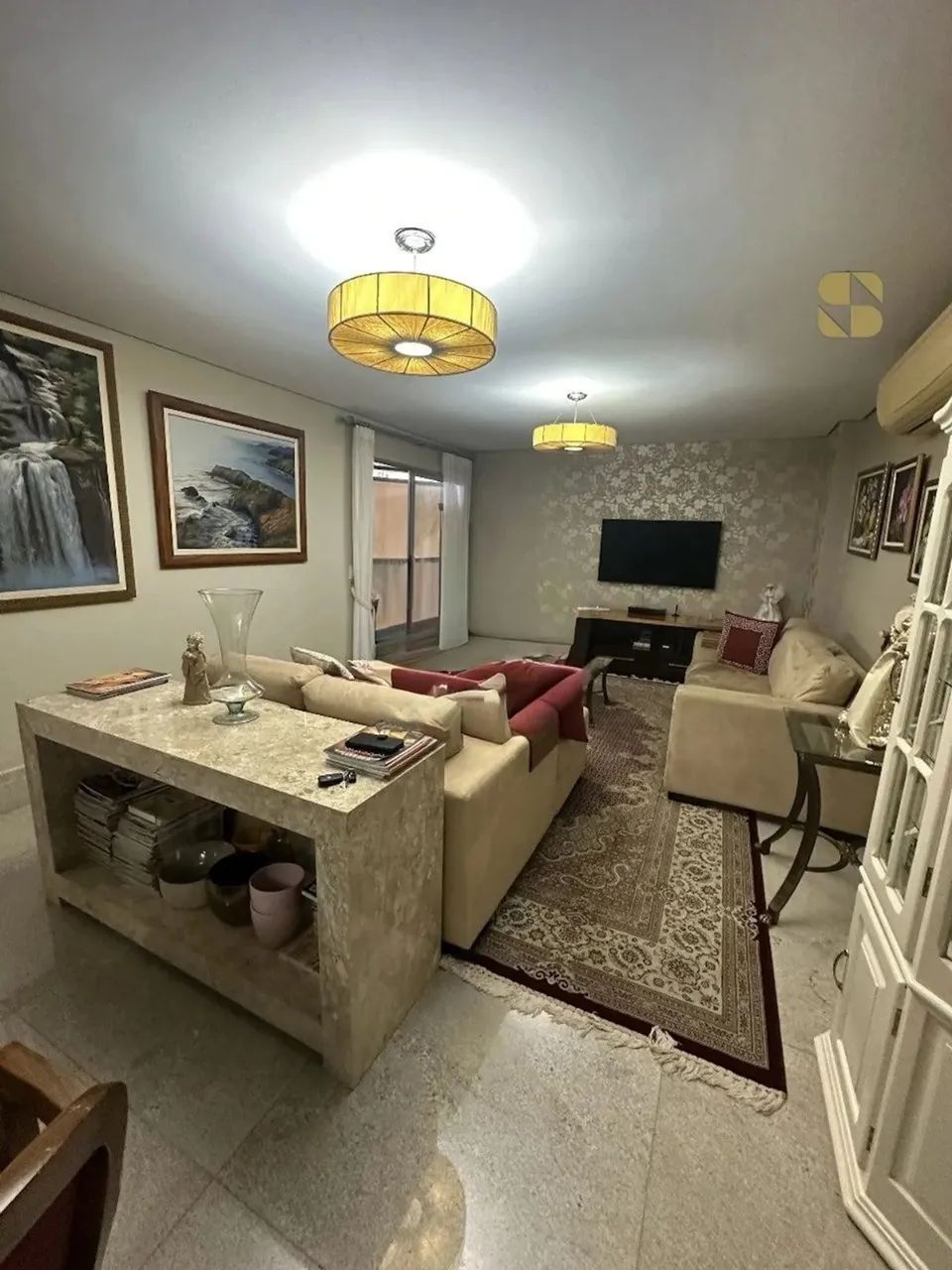 Apartamento no edifício New York, Cuiabá-MT