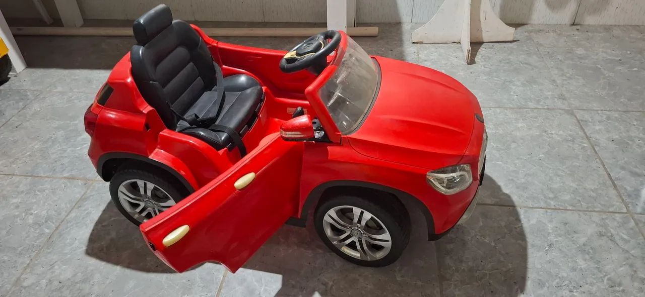 Carro elétrico infantil 