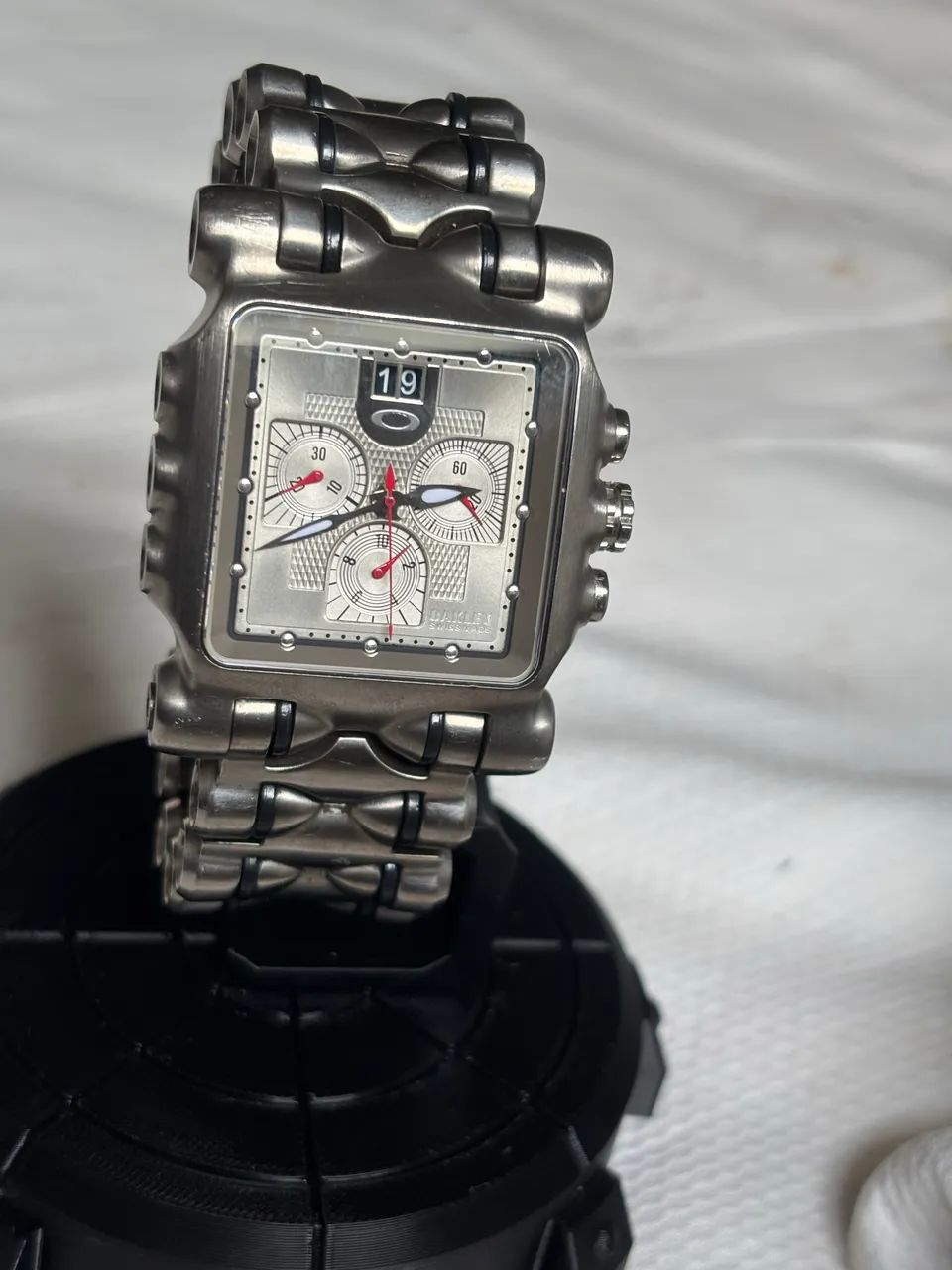 Relógio Oakley Minute Machine Total Silver - Primeira Geração  - Foto 5