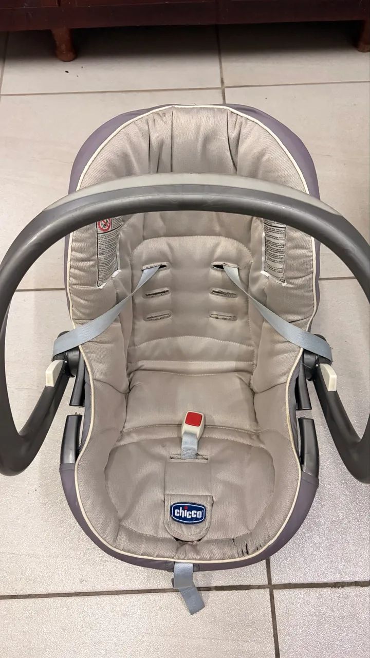 Bebê conforto com almofada redutora  - Foto 4