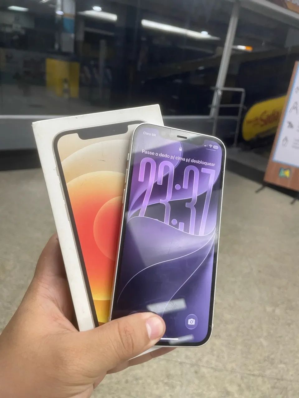 iPhone 12  - Foto 2