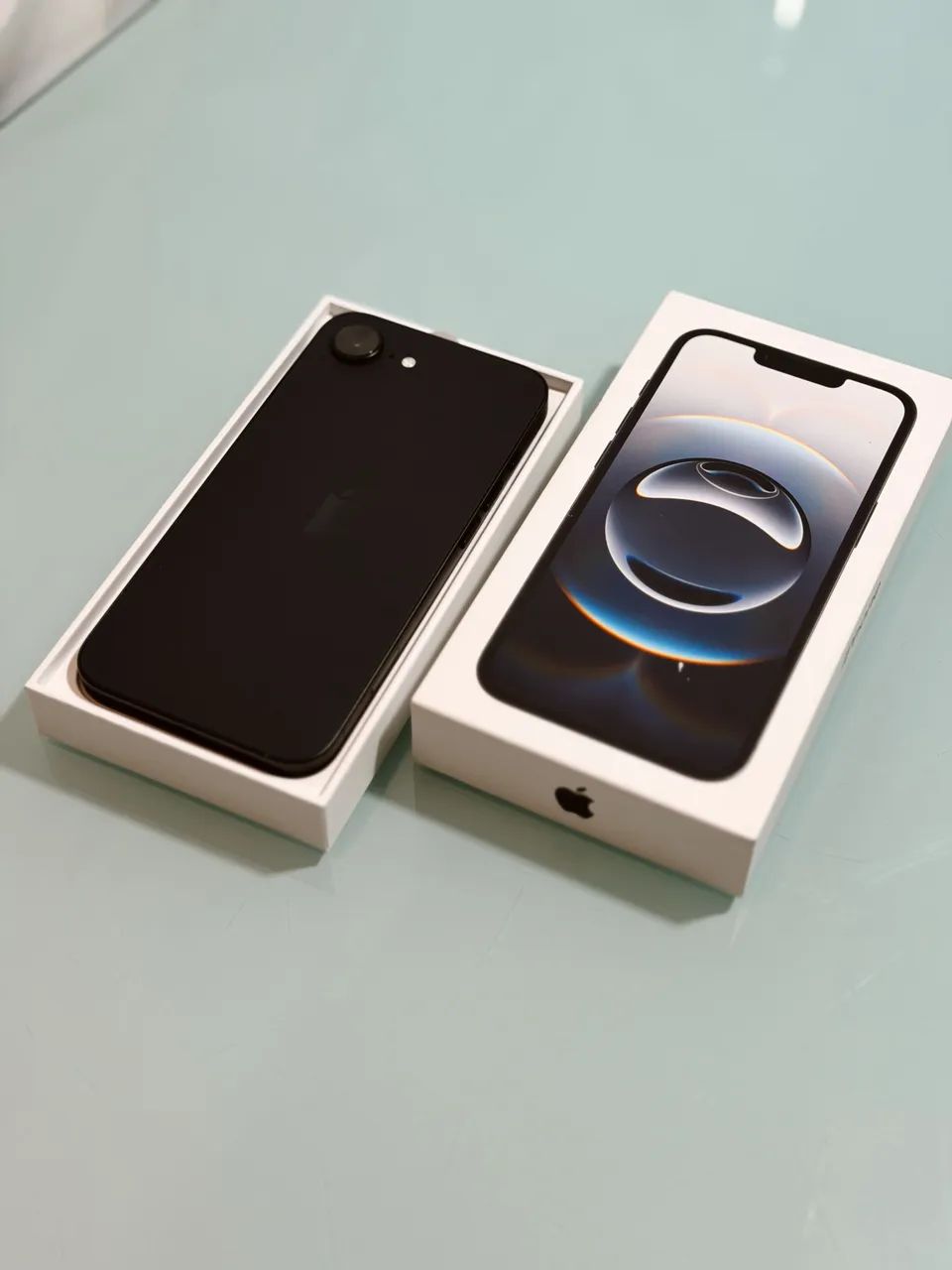 iPhone 16e - Foto 2