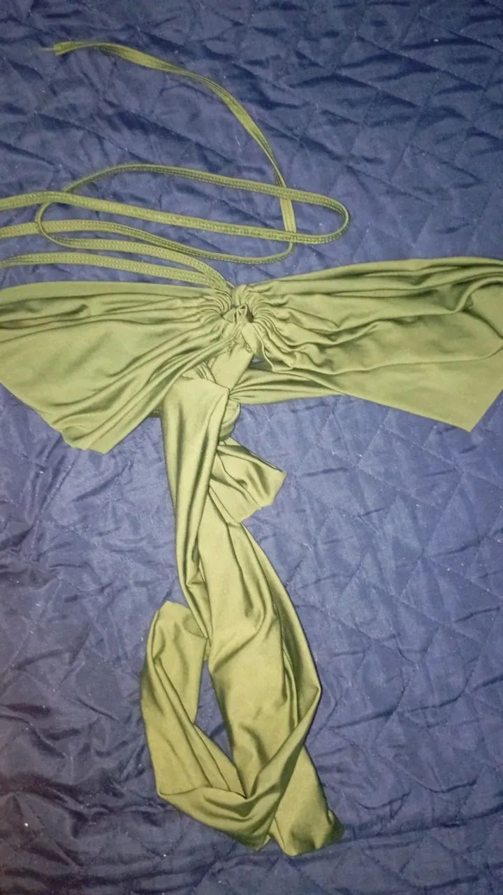 croped verde, de amarração nas costas e na frete