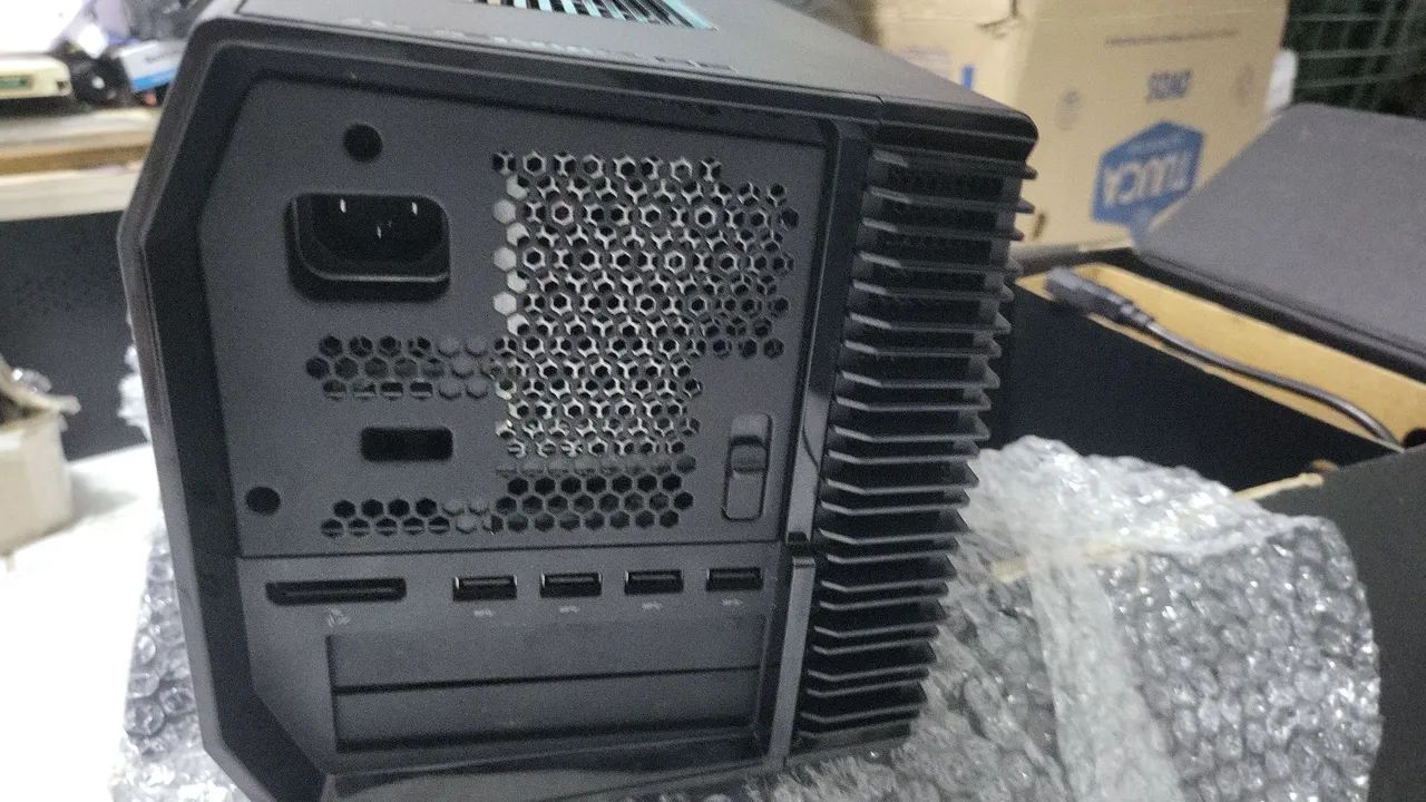 Gabinete alienware para placa de video - Foto 2