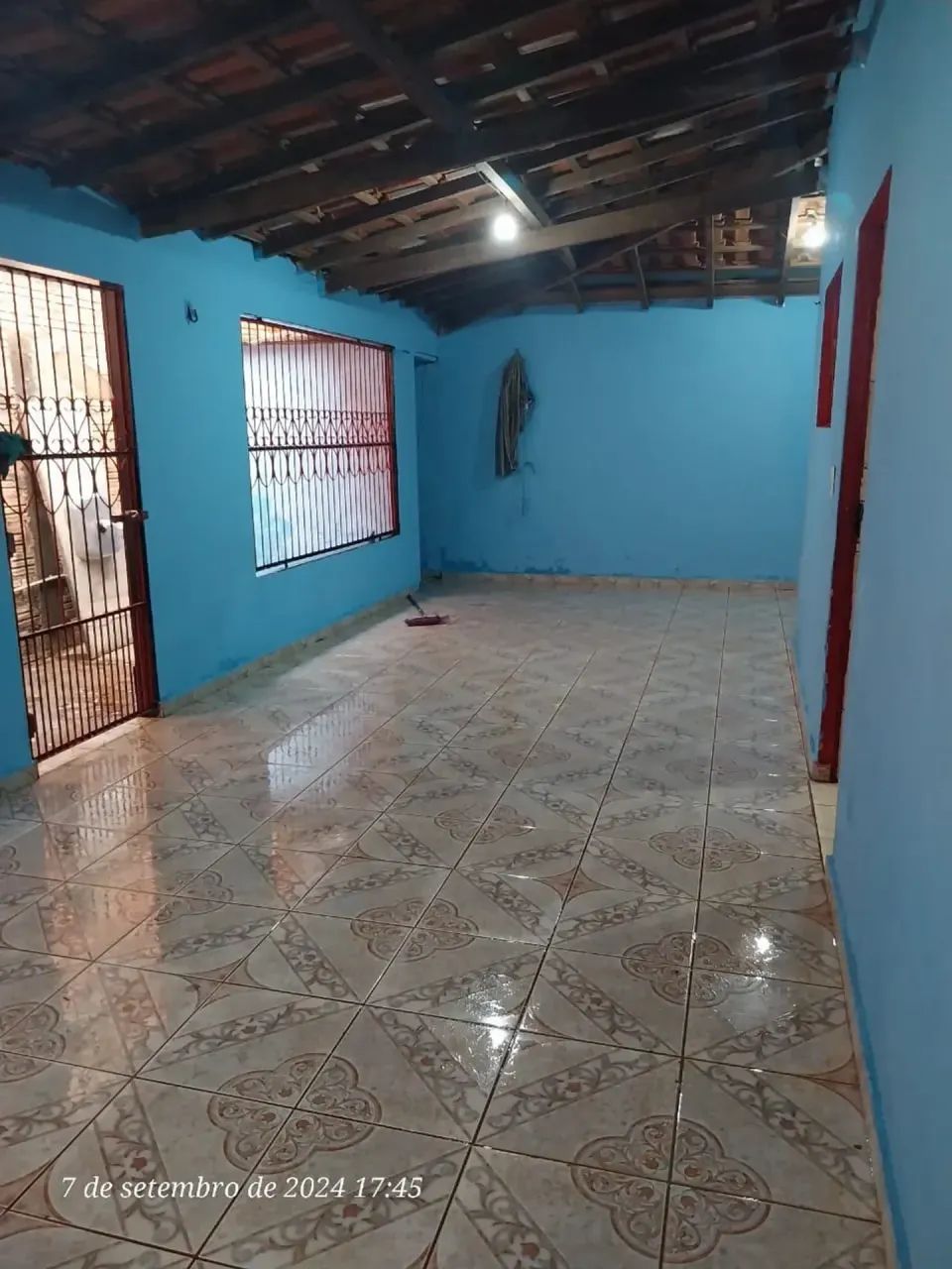 Vendo uma Casa no Bairro JK - Foto 2