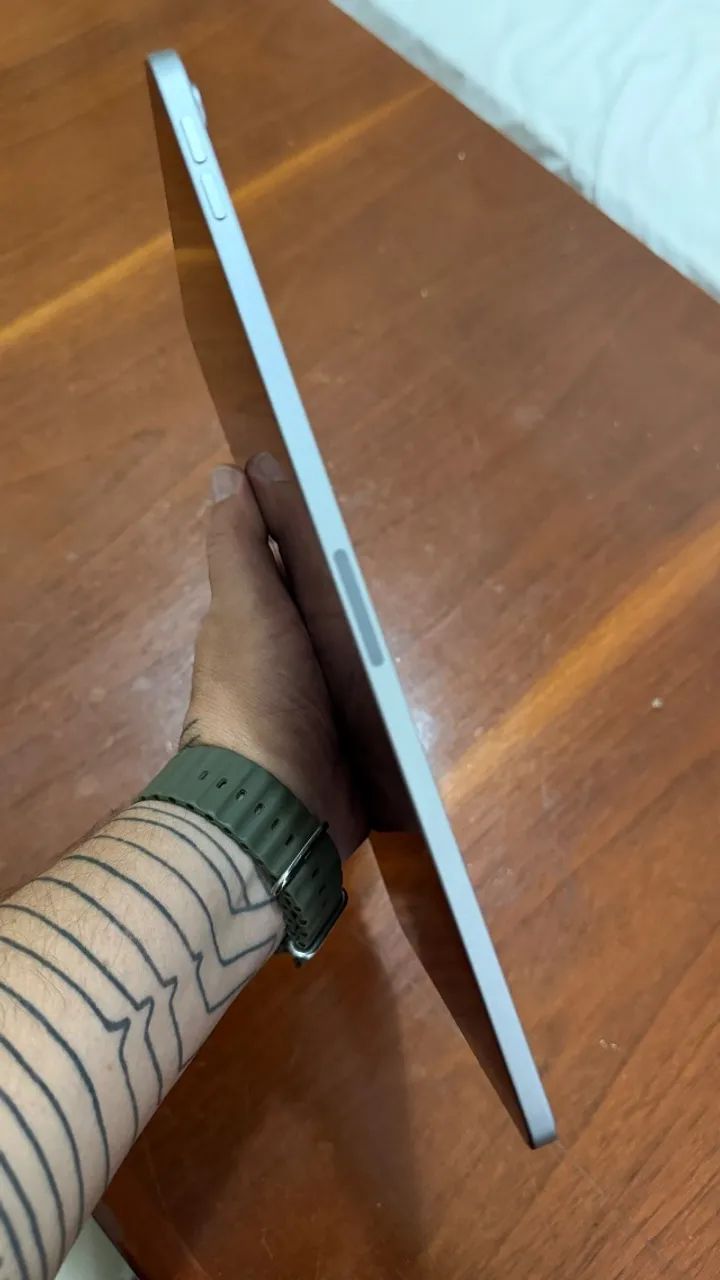 iPad Air M3 128 + Apple pencil Pro - todo original - Foto 4