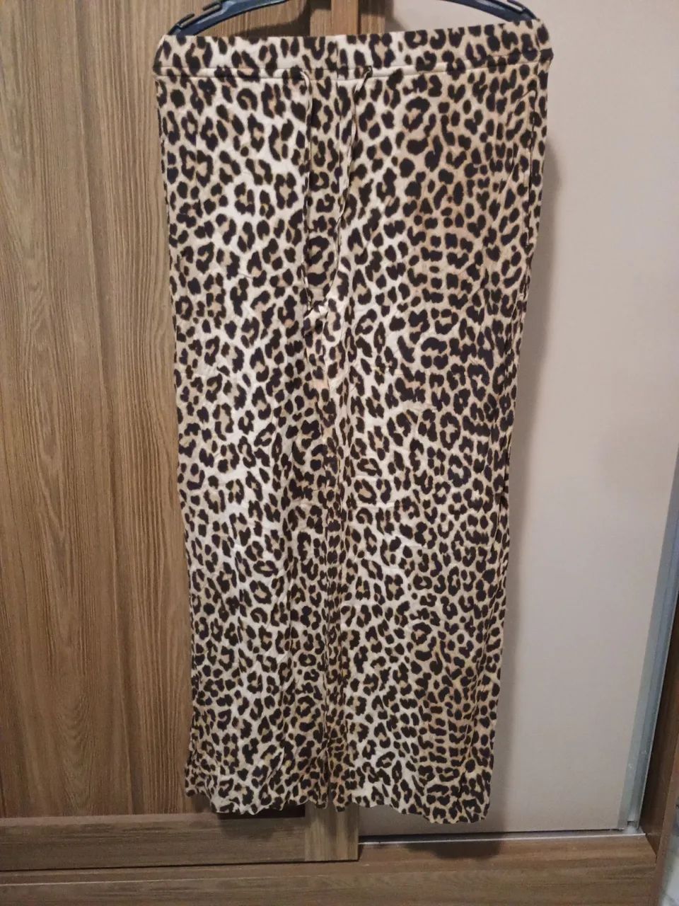 Calça H&M (P) usada excelente 
