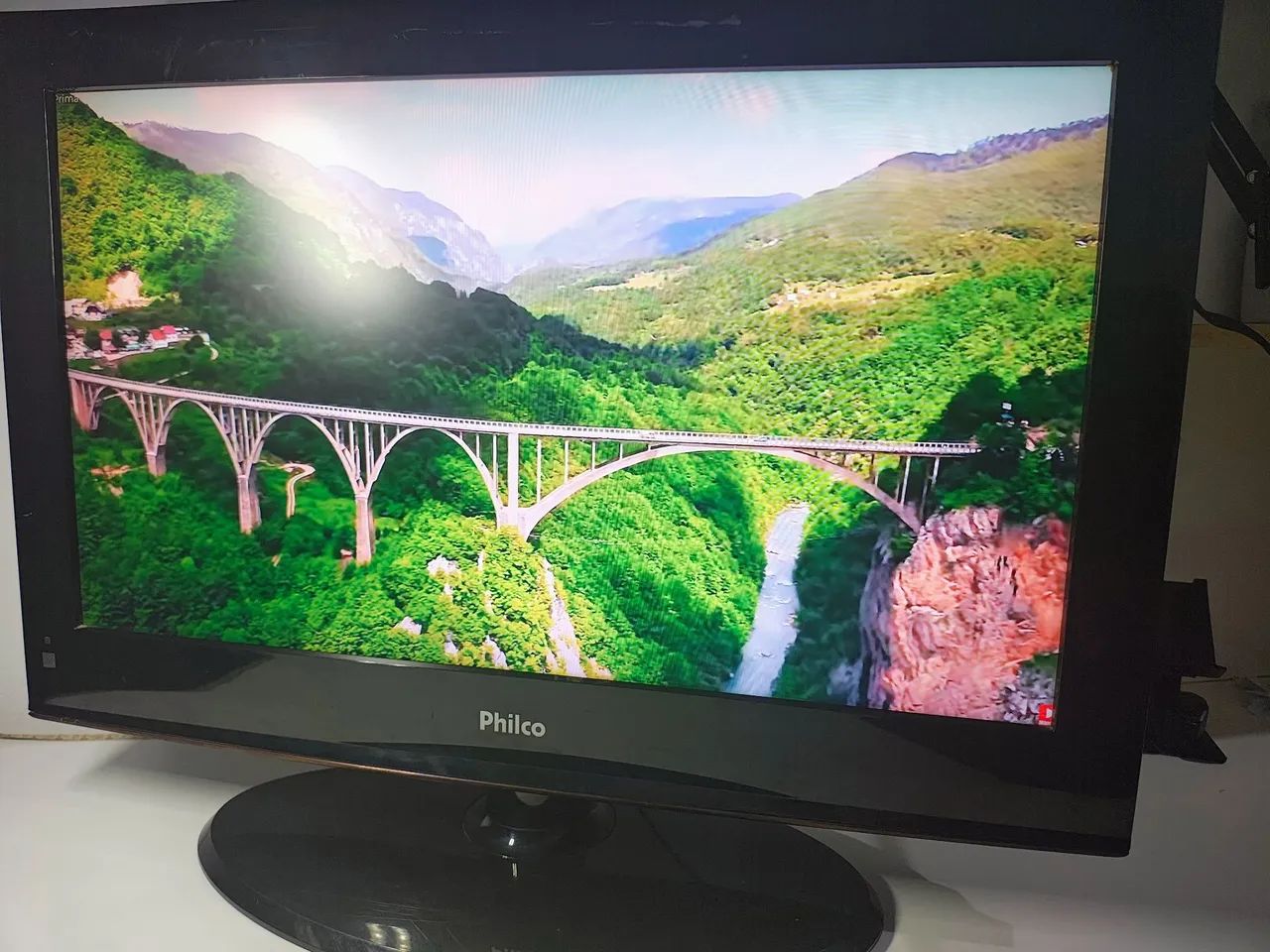 TV Philco 24 polegadas funcionando em bom estado