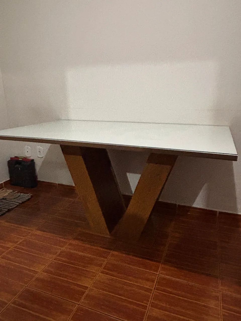 Vendo mesa de 4 a 6 lugares 