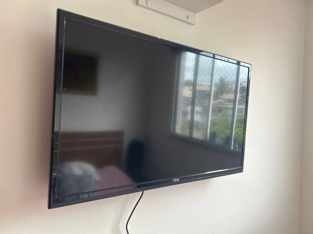TV LG 49 Philco 40