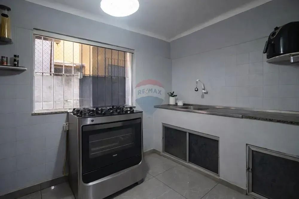 Casa Reformada com 3 Quartos e Amplo Quintal à Venda na Cidade Velha  Belém/PA - Foto 12