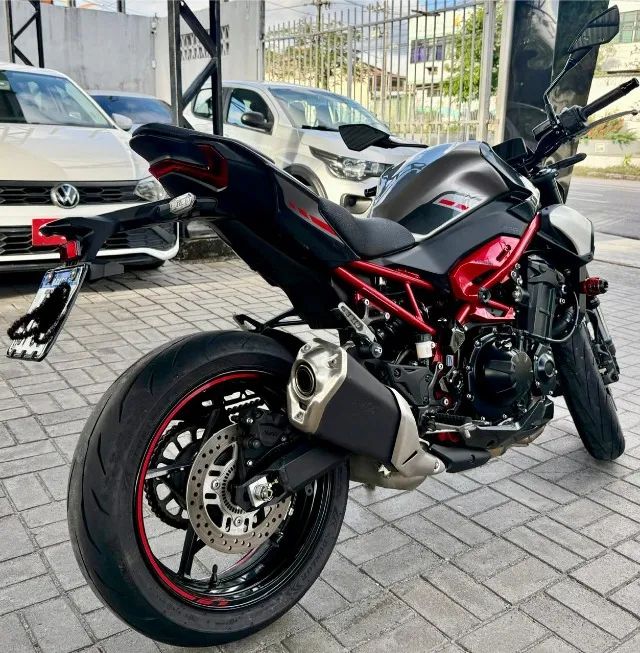 KAVAZAKI Z900 2026 - Foto 4