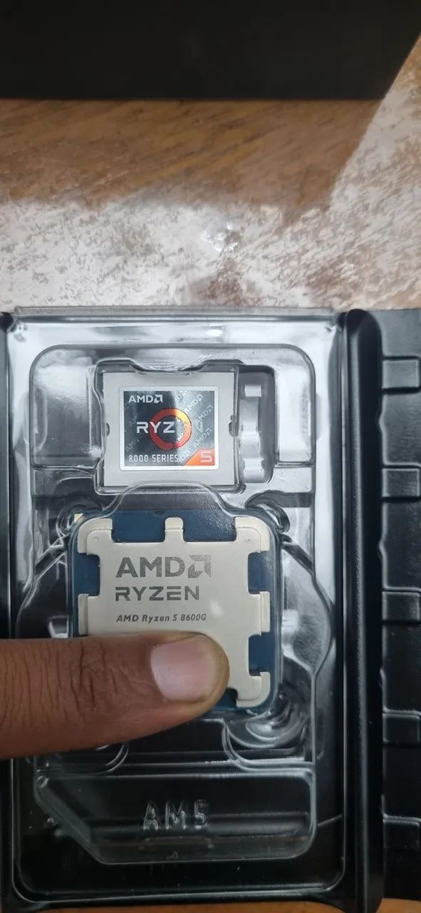 AMD RYZEN 5 8600G - Foto 3