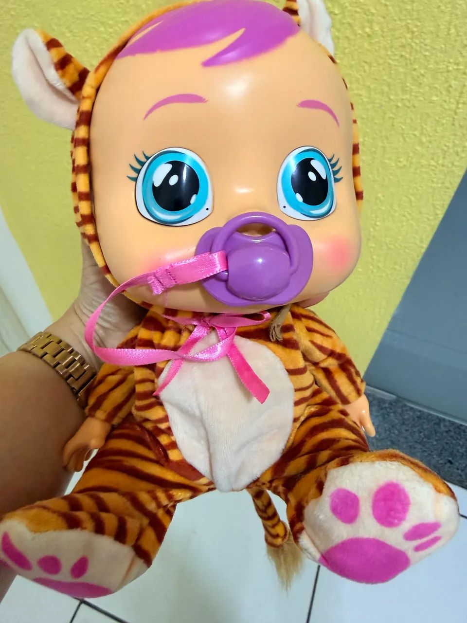 Vende-se Cry Baby