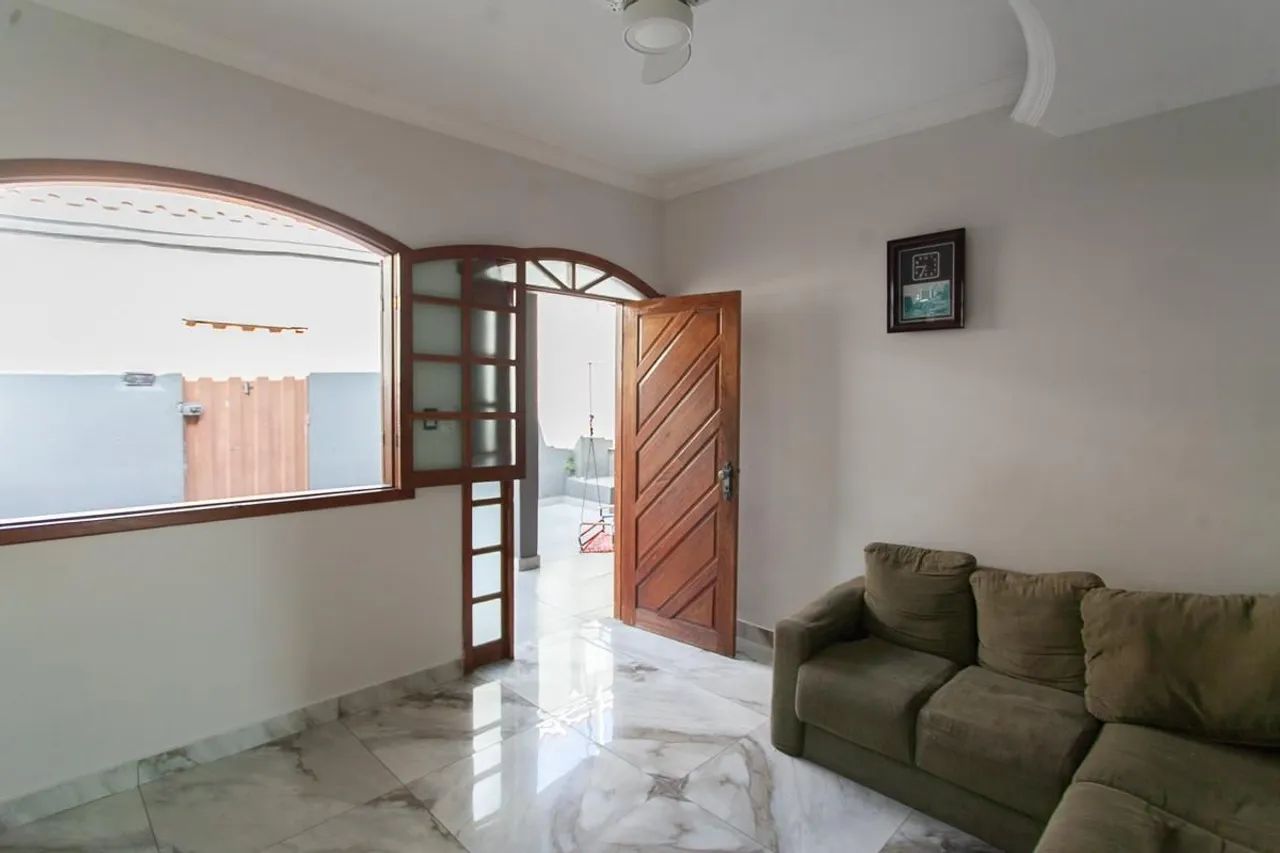 Casa à Venda - Floramar, 3 Quartos, 360 m2 - Foto 3