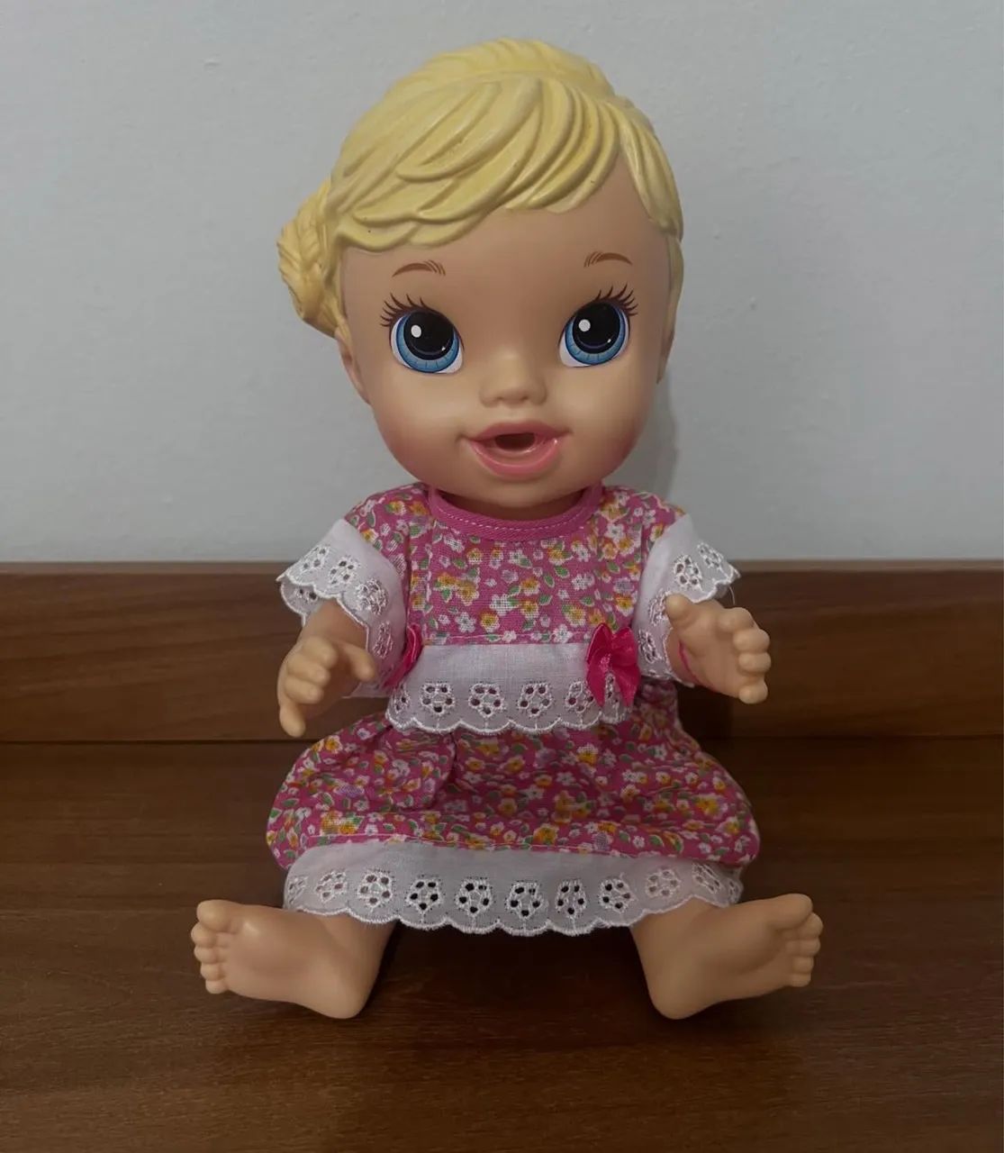 BONECA BABY ALIVE HORA DO CHÁ 2014