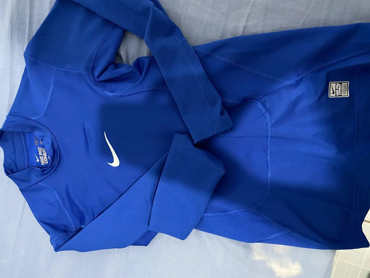 CAMISA NIKE PRO COMBAT