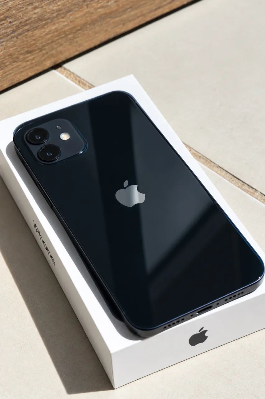 iPhone 12