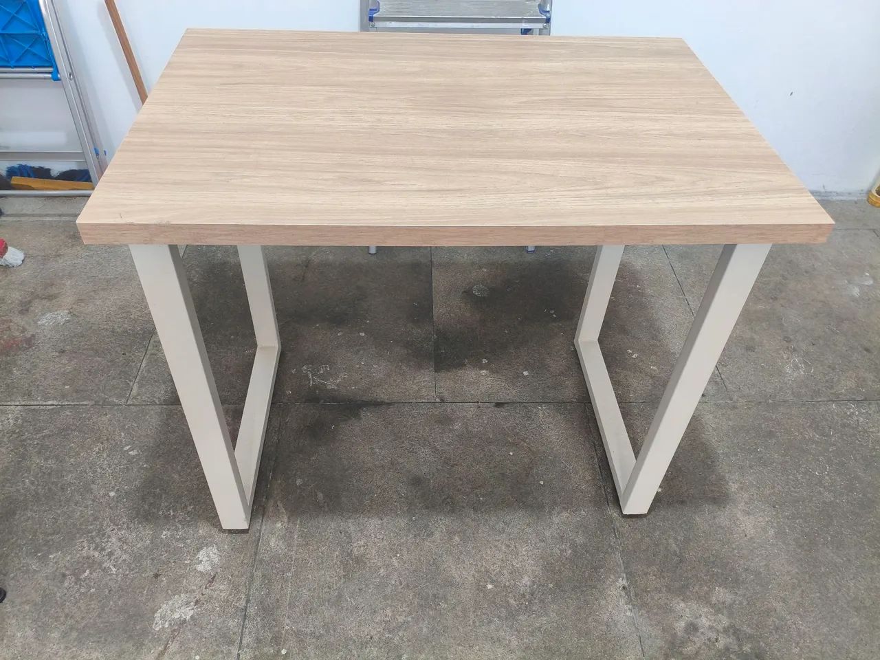 Mesa escrivaninha