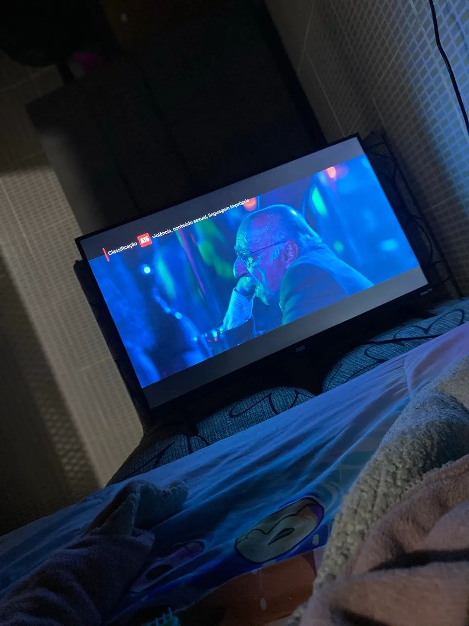 Tv AOC roku 32 polegadas  - Foto 3