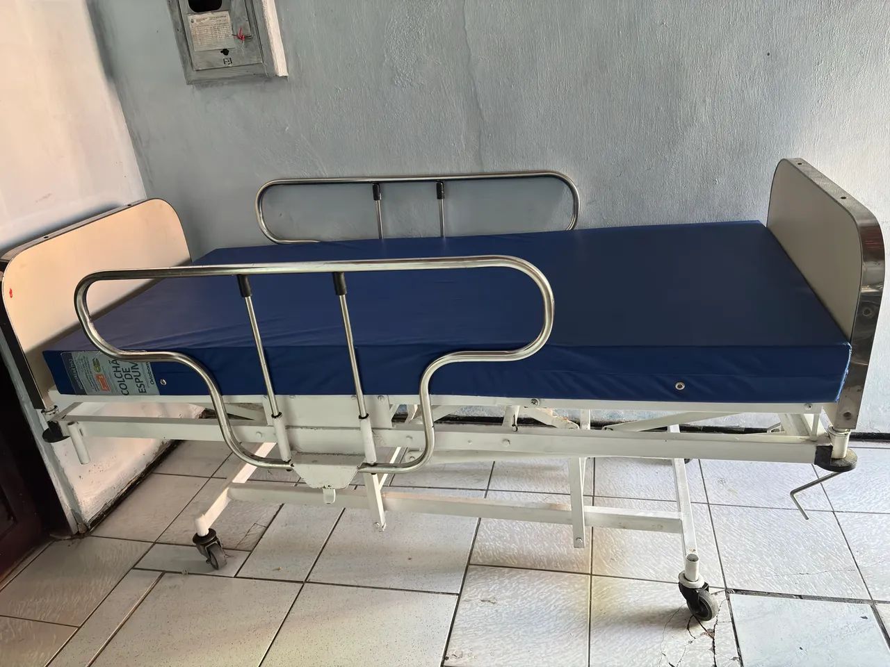 Desapegando Cama hospitalar 3 movimentos  - Foto 2