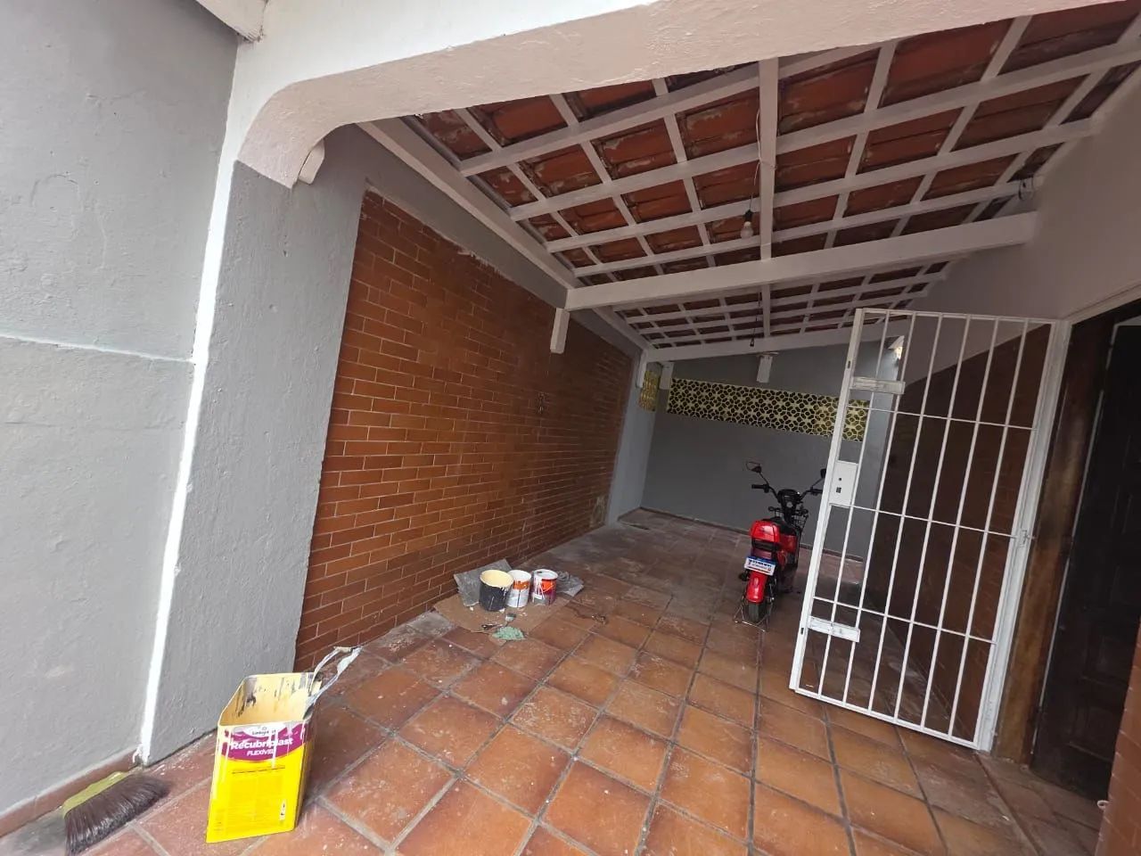 Casa individual com dois dormitórios e uma suíte.  - Foto 2