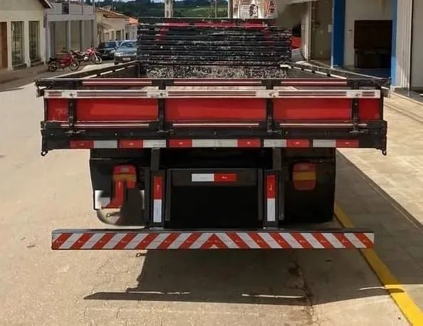 F4000 2017 4x4 2P Carroceria.  - Foto 4