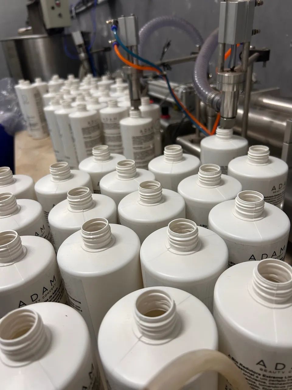 Alugo fábrica de cosméticos com AFE