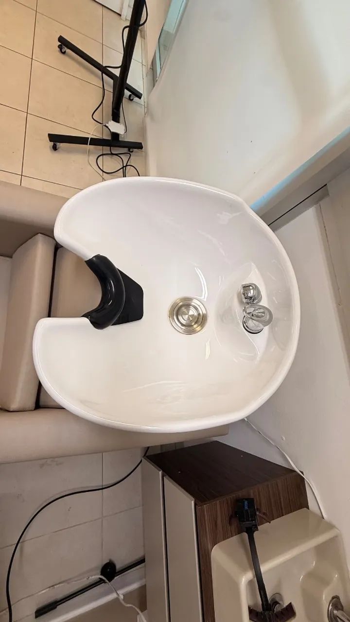 Lavatório e Cadeira para espaço capilar - Foto 5