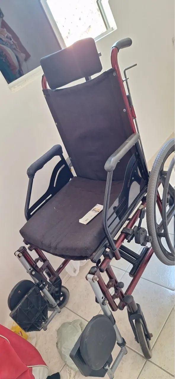 Cadeira de roda  - Foto 3