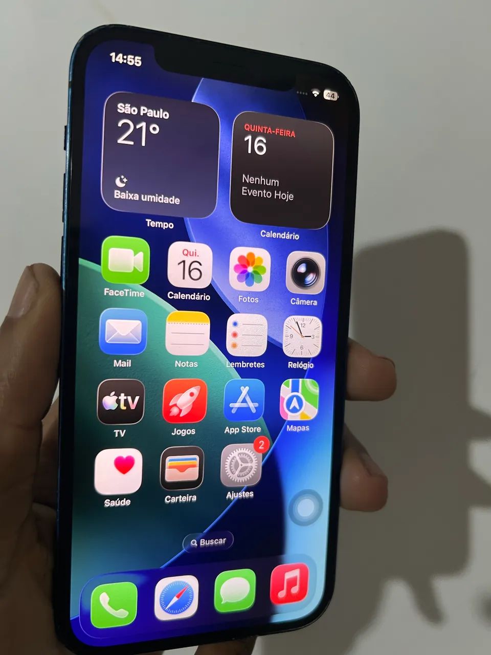 iPhone 12  64 GB