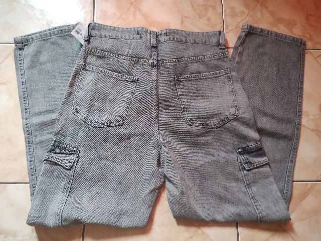 Calça Jeans Feminina Cargo NOVA  - Foto 4
