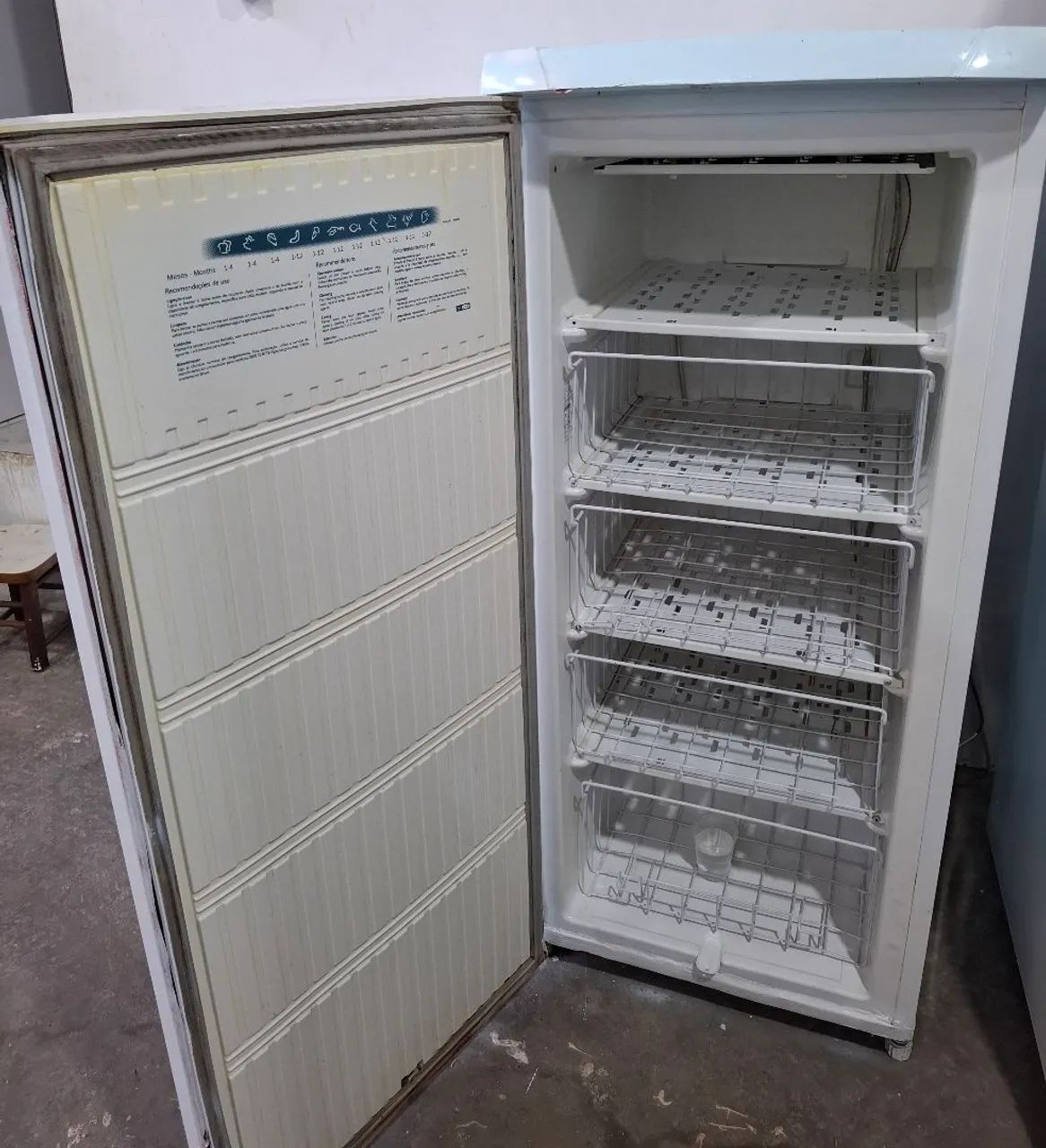 Freezer vertical 200litros - Foto 2