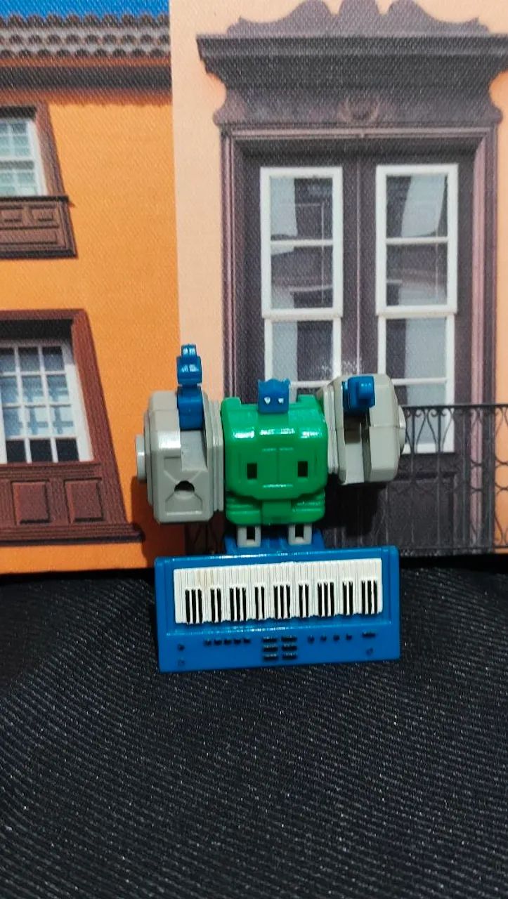 Kit Transformers - Bumblebee + Brawl + 2 Mini Figuras de Brinde - Foto 4