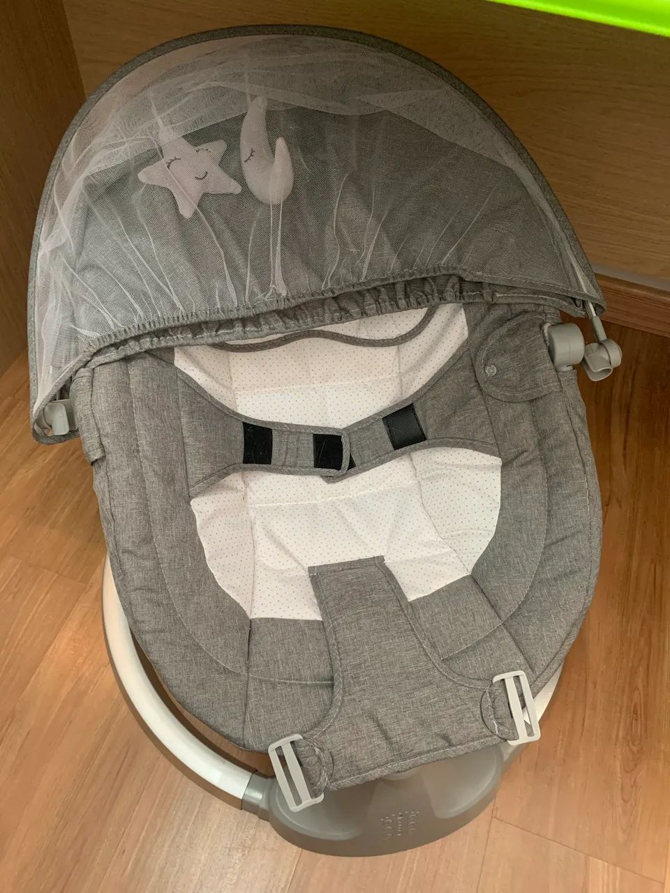 Cadeira de Bebê com Balanço Automático - Excelente Estado