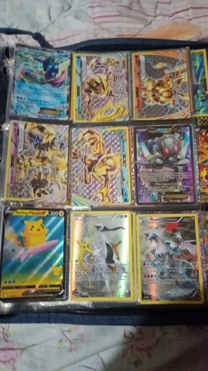 Figurinhas Pokémon em boa qualidade com todos os Pokémons muitos Pokémons