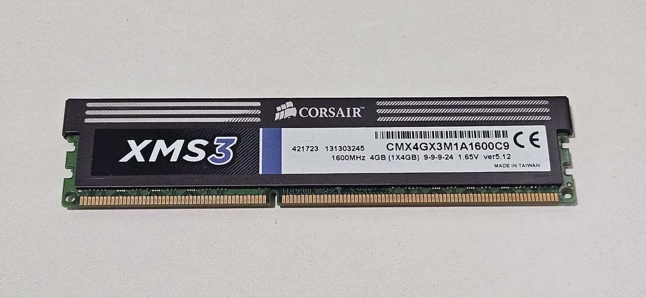 SD3 マウス　トゥ　スリー600% オオカミ Pente Memória Corsair XMS3 DDR3 4GB 1600 CMX4GX3M1A1600C9