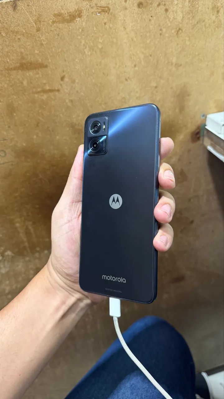 Moto E22