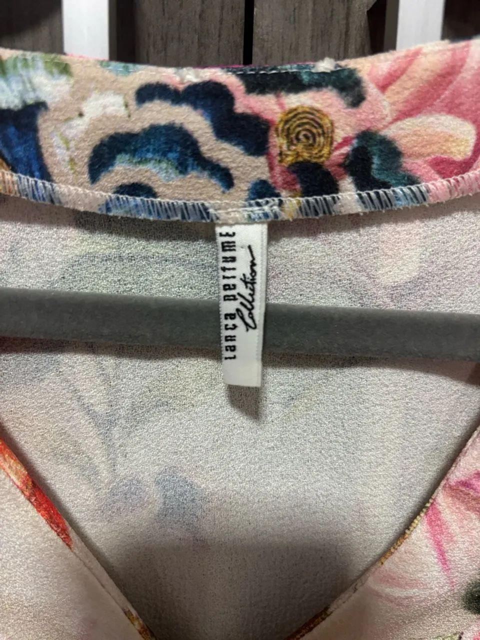 Blusa floral  - Foto 3