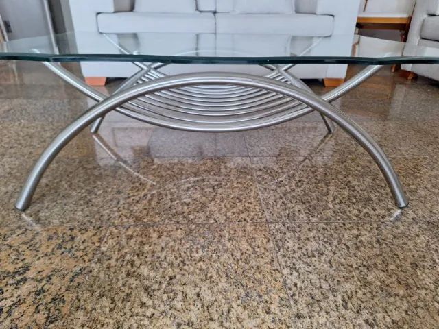 Mesa de centro em aço com vidro - Foto 4