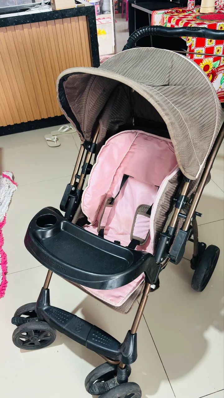 Carrinho de bebê gazerano