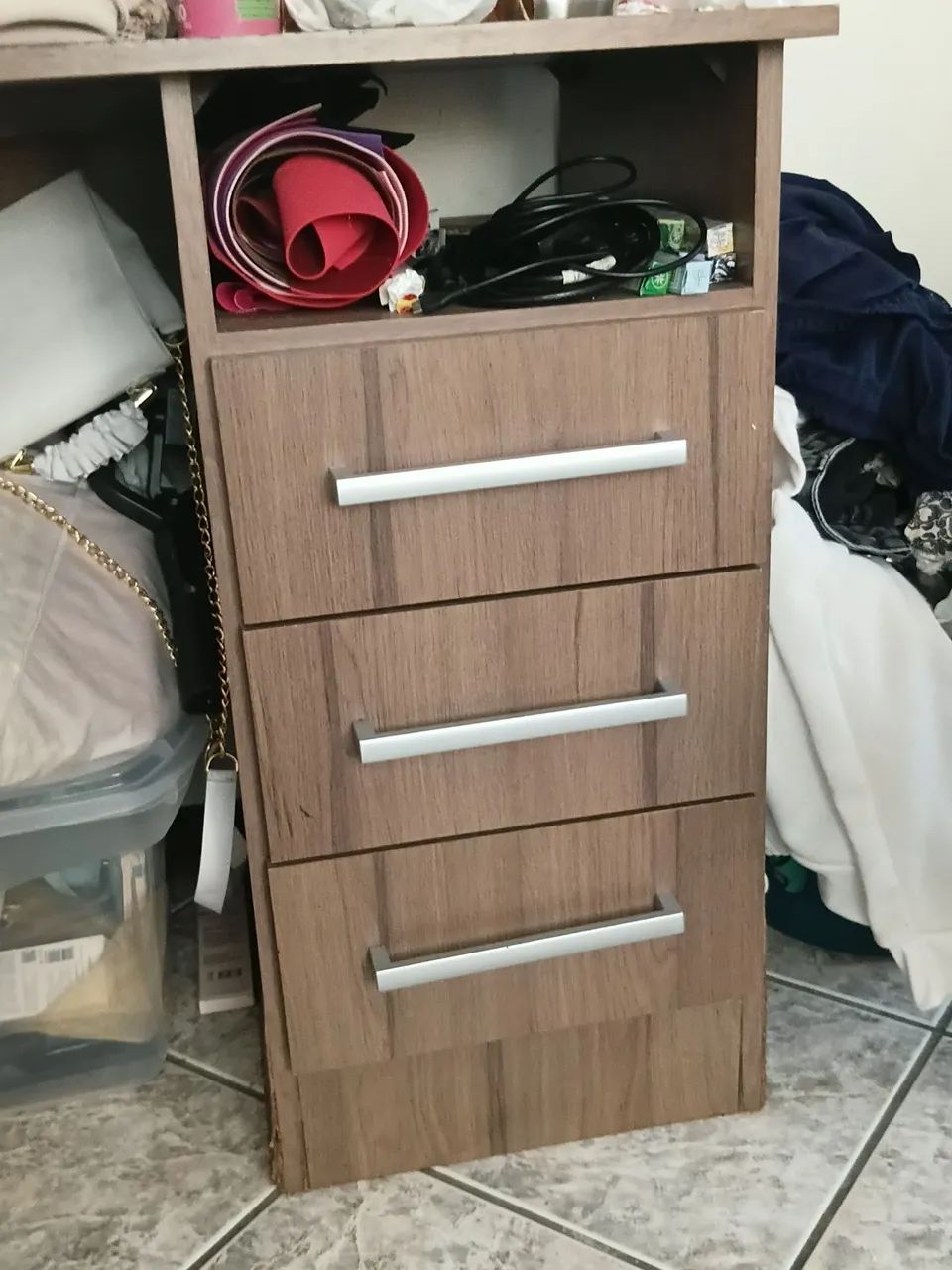 Vendo ou troco escrivaninha. - Foto 2