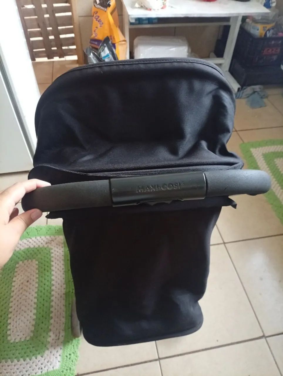 Vendo carrinho de bebê maxi consi 